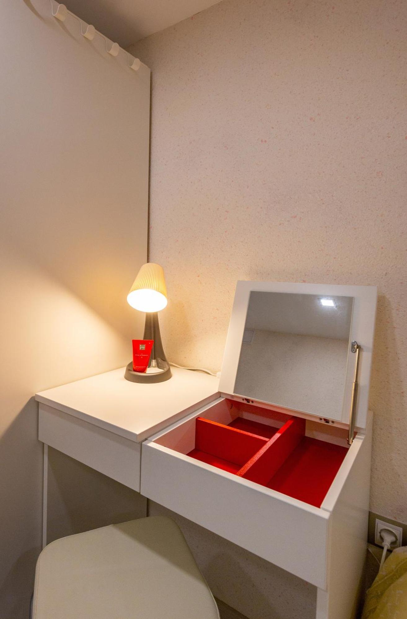 Apartment Center Vintage *